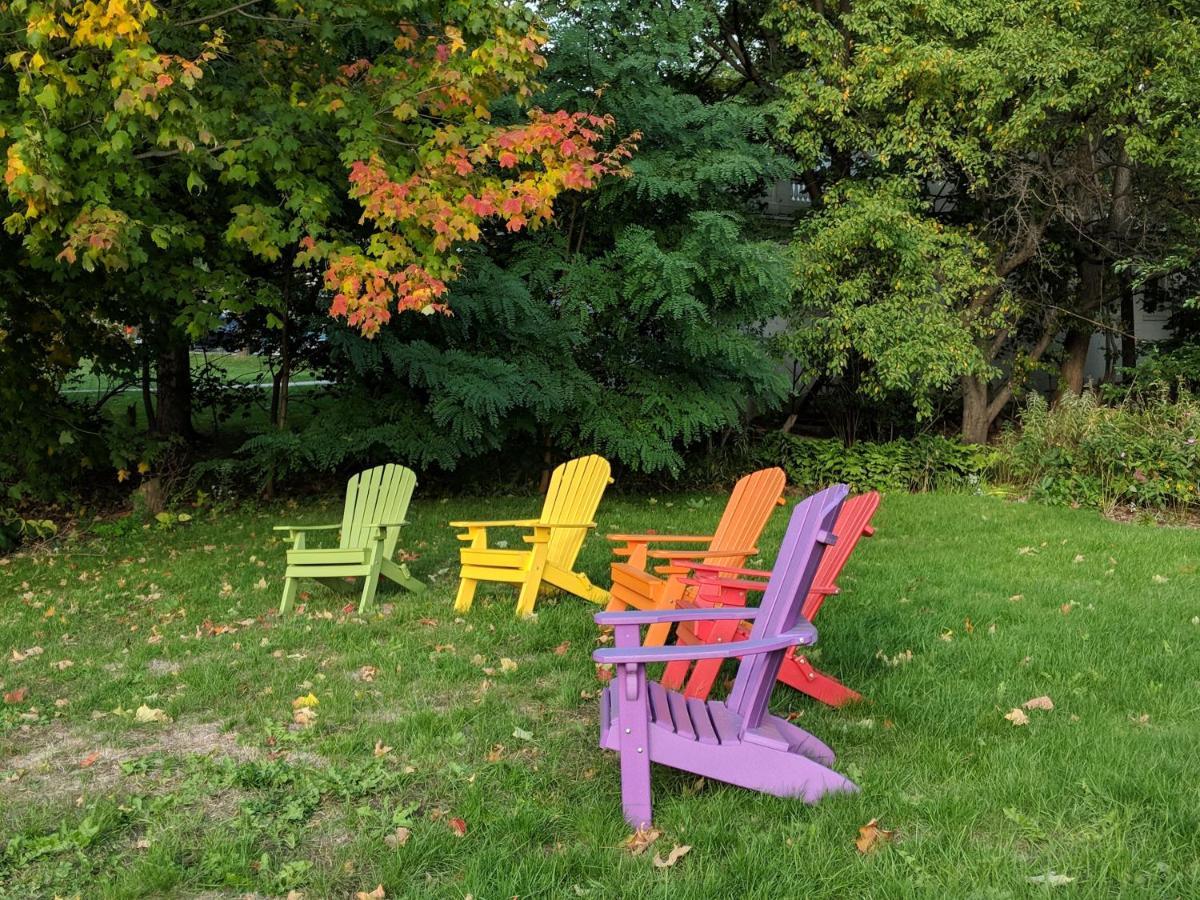 Heart Of The Village Bed & Breakfast In Shelburne Vt エクステリア 写真