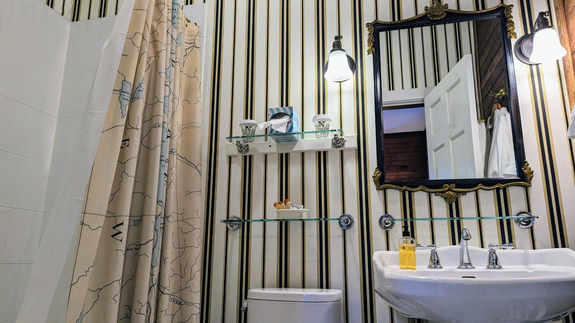 Heart Of The Village Bed & Breakfast In Shelburne Vt 部屋 写真